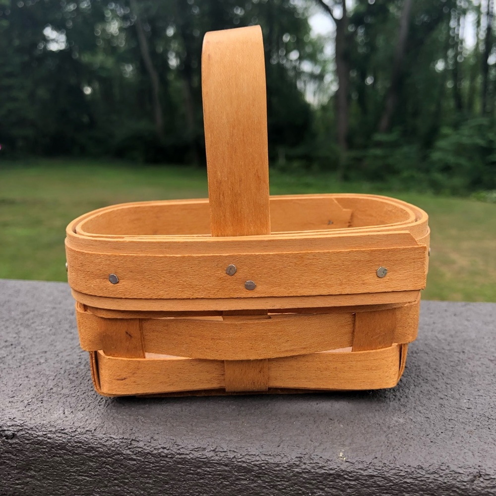 Vintage Handmade Royce Basket - Made in Ohio - Picture 2 of 7
